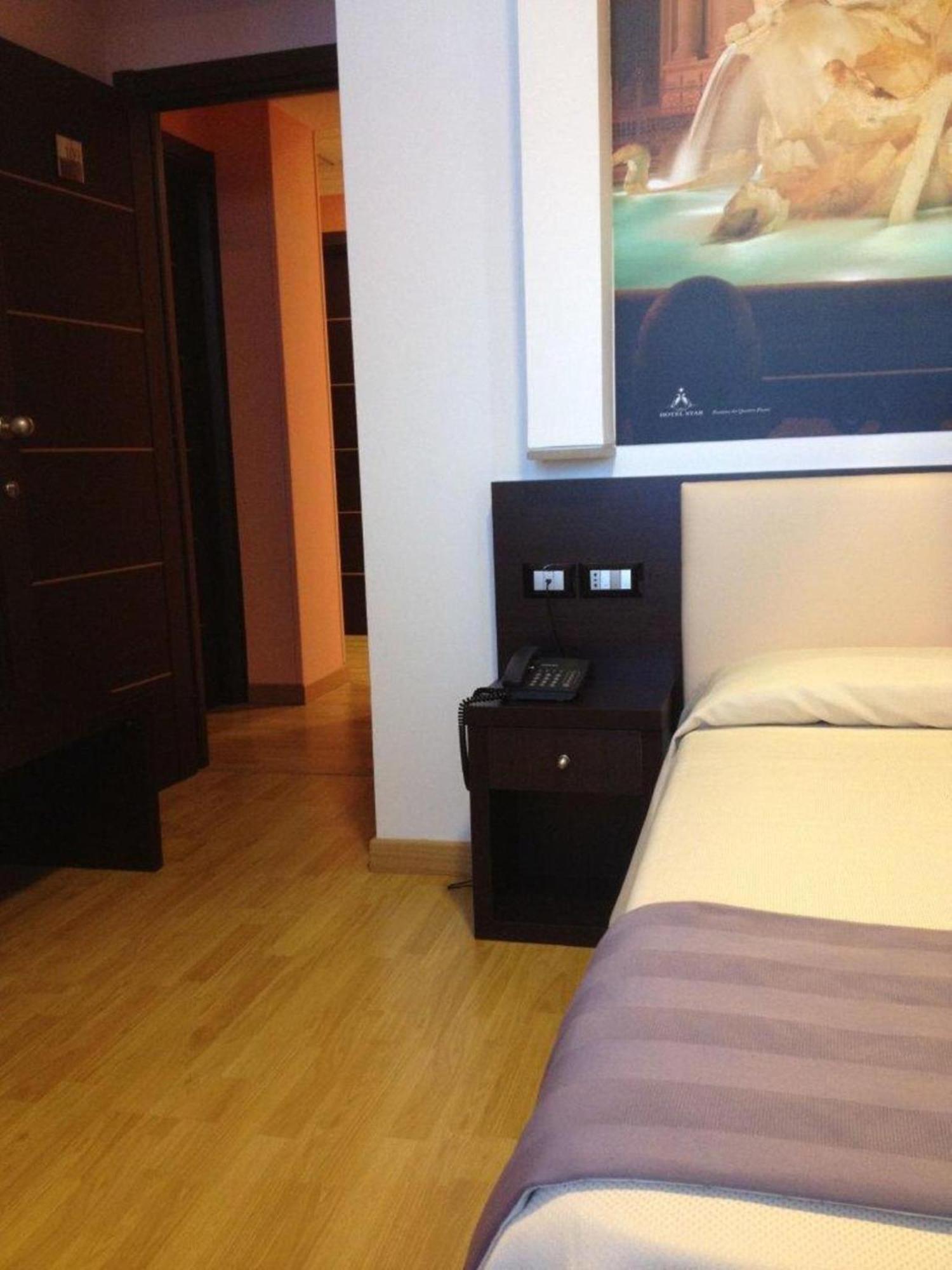 Hotel Star Monterotondo  Szoba fotó